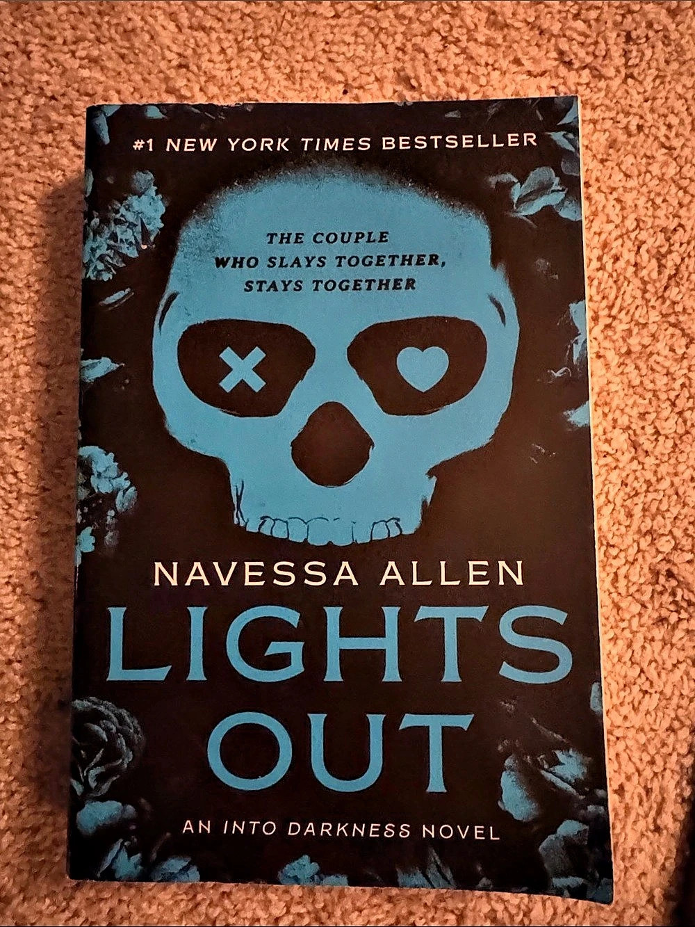 SLOW BURN BOOKS Lights Out Novel Paperback Blue & Black